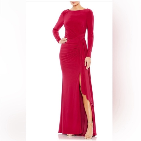 Mac Duggal Ruched Jersey Column Gown in Berry Size 2 - Picture 1 of 6